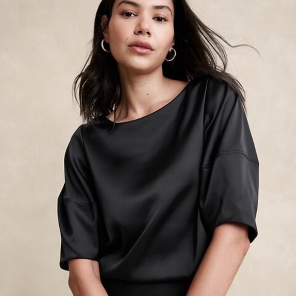 CROPPED LANTERN-SLEEVE BLOUSE - Picture 1 of 9